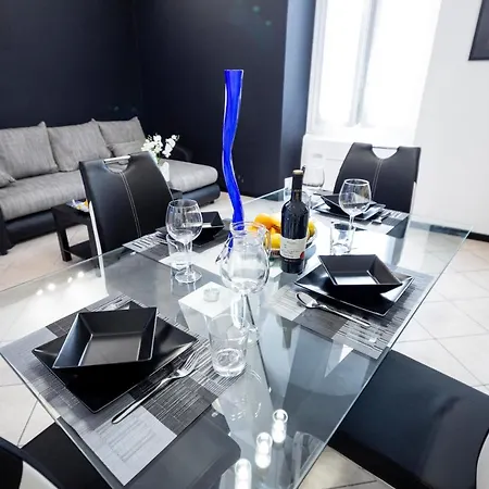 Homeholidaysanremo - 2,0 Апартаменты