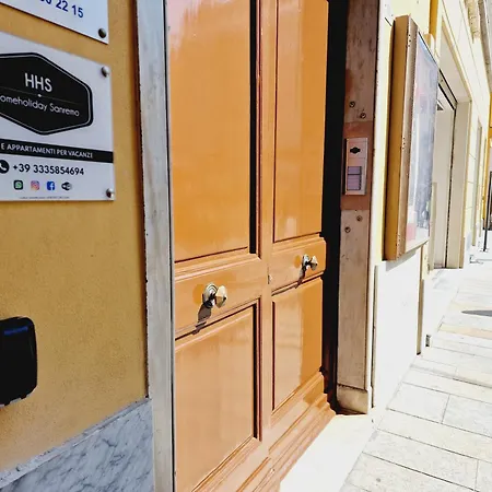 Homeholidaysanremo - 2,0 Апартаменты